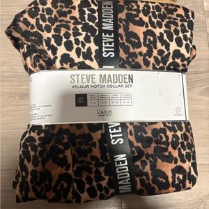 NWT Steve Madden Animal Print Velour Set 🐆🖤🤎